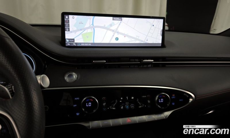 Genesis GV70 2.5T Gasoline 2WD