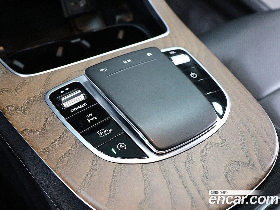 Mercedes Benz E-Class E250 Exclusive