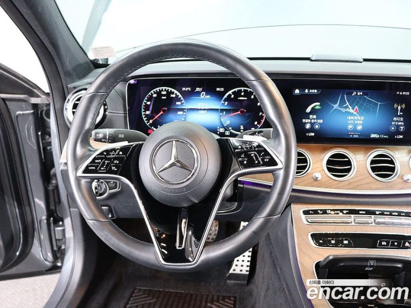Mercedes Benz E-Class E250 Exclusive