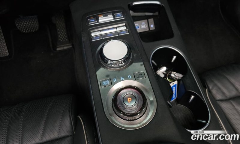 Genesis GV70 2.5T Gasoline AWD
