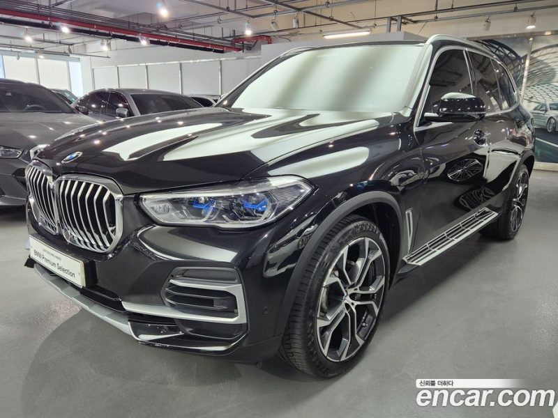 BMW X5 xDrive i40 xLine