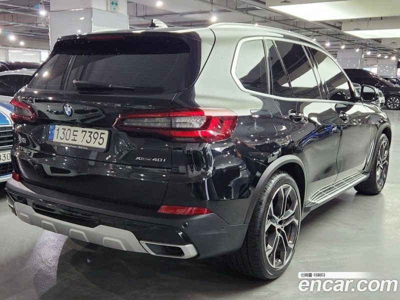 BMW X5 xDrive i40 xLine
