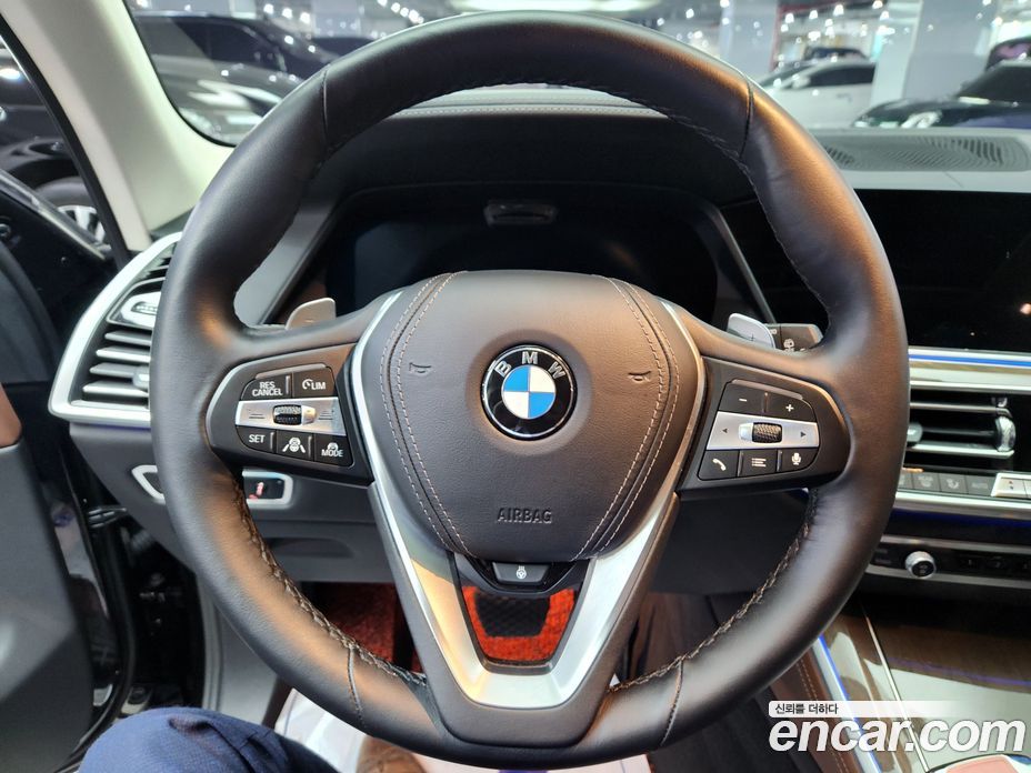 BMW X5 xDrive i40 xLine