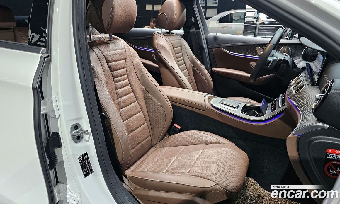Mercedes Benz E-Class E350 4MATIC Avantgarde