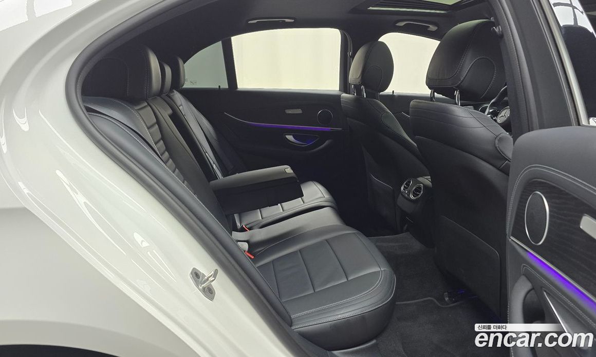 Mercedes Benz E-Class E220d 4MATIC AMG Line