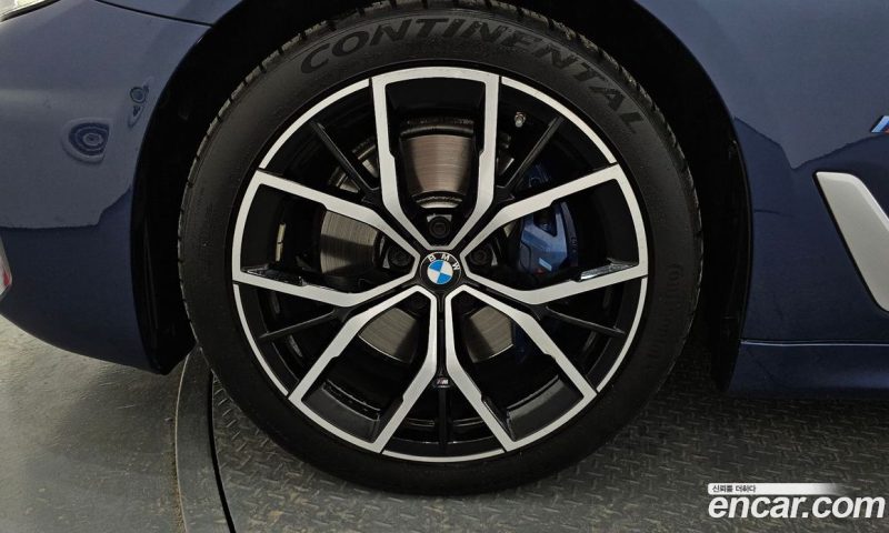 BMW 5-Series i530 xDrive M Sport Package