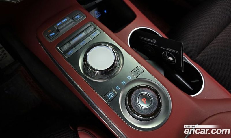 Genesis GV70 2.5T Gasoline 2WD