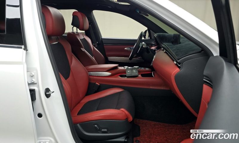 Genesis GV70 2.5T Gasoline 2WD