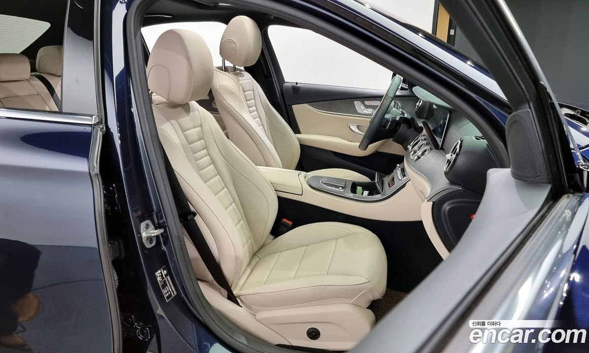 Mercedes Benz E-Class E350 4MATIC Avantgarde