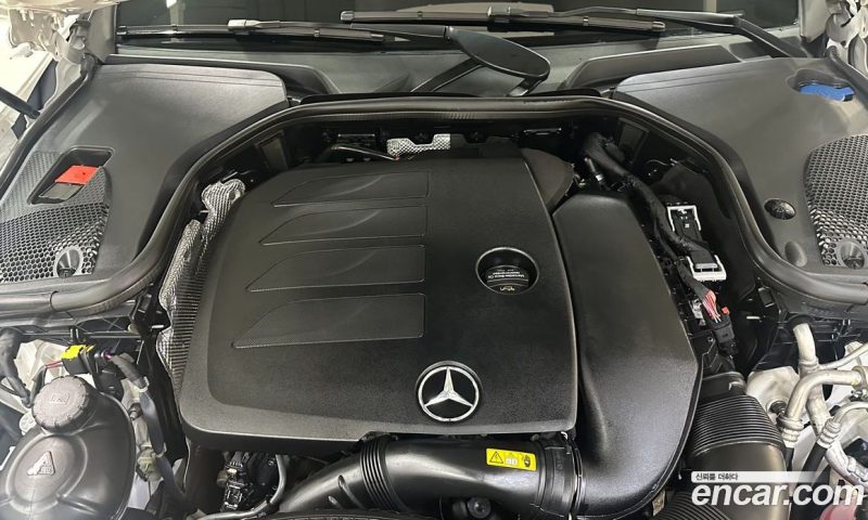 Mercedes Benz E-Class E350 4MATIC Avantgarde