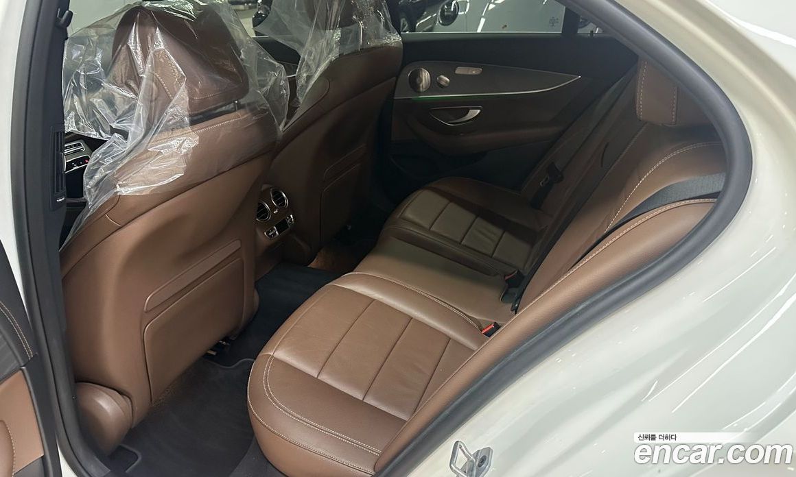 Mercedes Benz E-Class E350 4MATIC Avantgarde