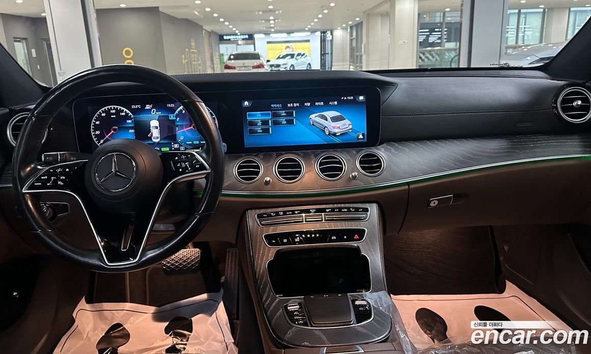 Mercedes Benz E-Class E350 4MATIC Avantgarde
