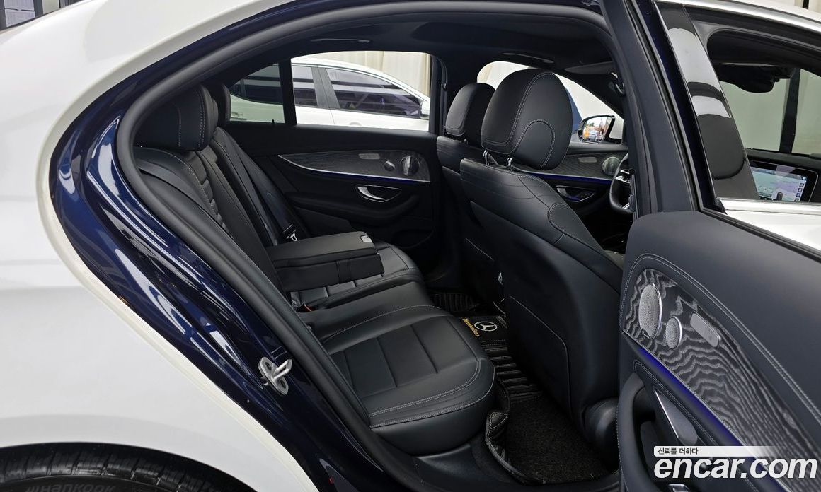 Mercedes Benz E-Class E350 4MATIC Avantgarde