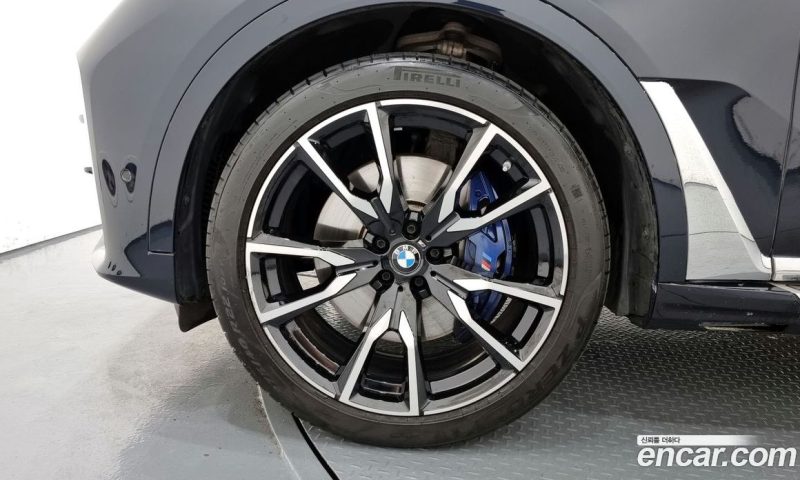 BMW X7 xDrive i40 M Sport 6STR