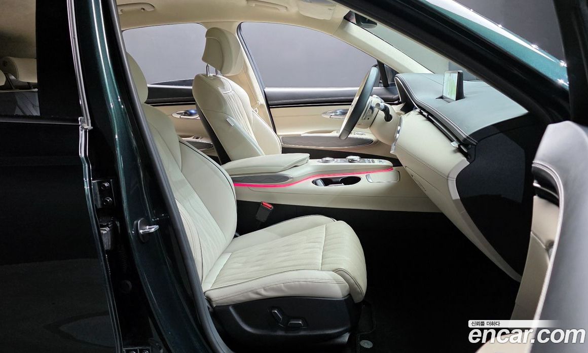 Genesis GV70 2.5T Gasoline AWD