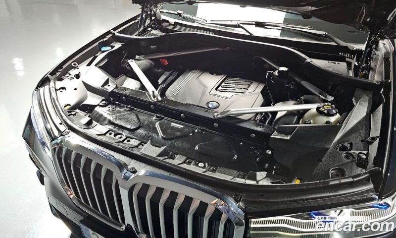 BMW X7 xDrive i40 M Sport 6STR