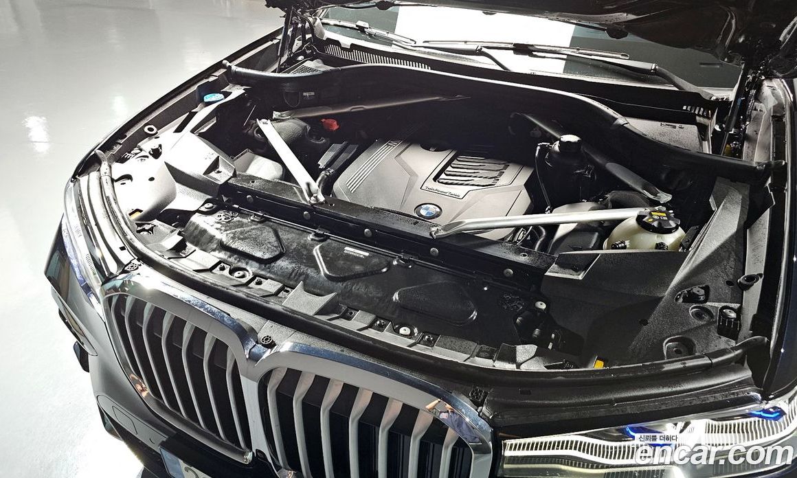 BMW X7 xDrive i40 M Sport 6STR