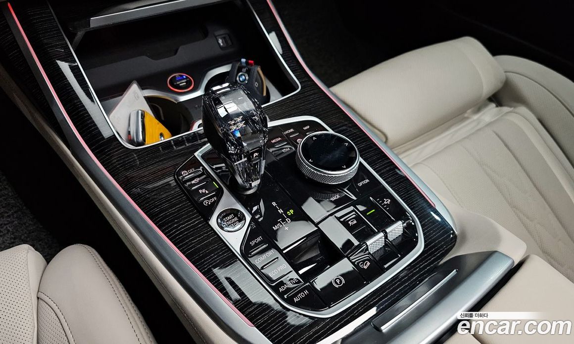 BMW X7 xDrive i40 M Sport 6STR