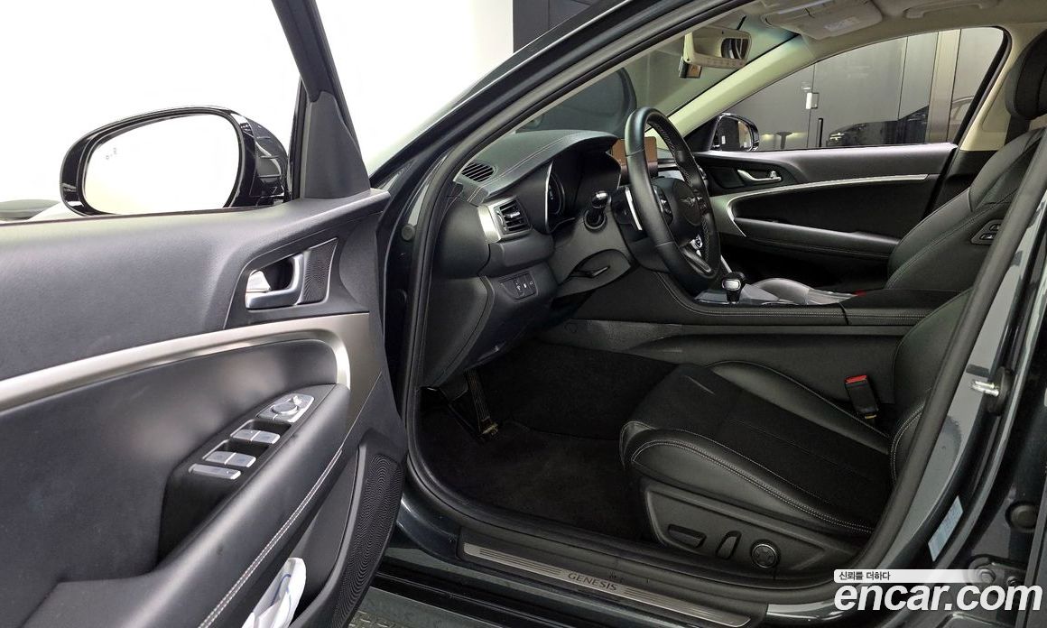 Genesis G70 Gasoline 2.0T 2WD