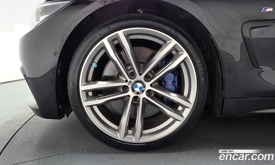 BMW 4-Series i430 M Sport Convertible