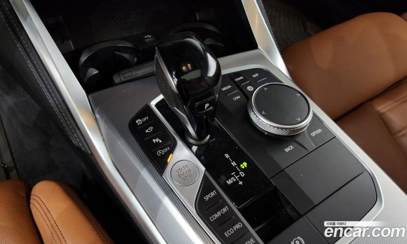 BMW 4-Series M440i xDrive Coupe