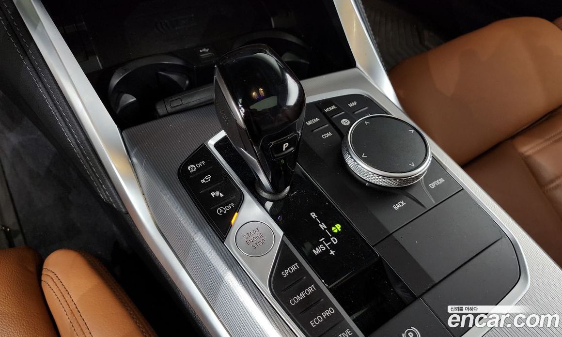 BMW 4-Series M440i xDrive Coupe