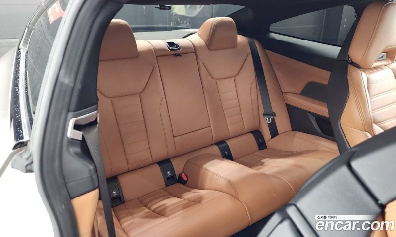 BMW 4-Series M440i xDrive Coupe
