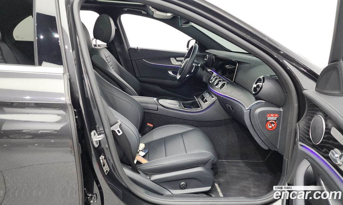 Mercedes Benz E-Class E220d 4MATIC AMG Line