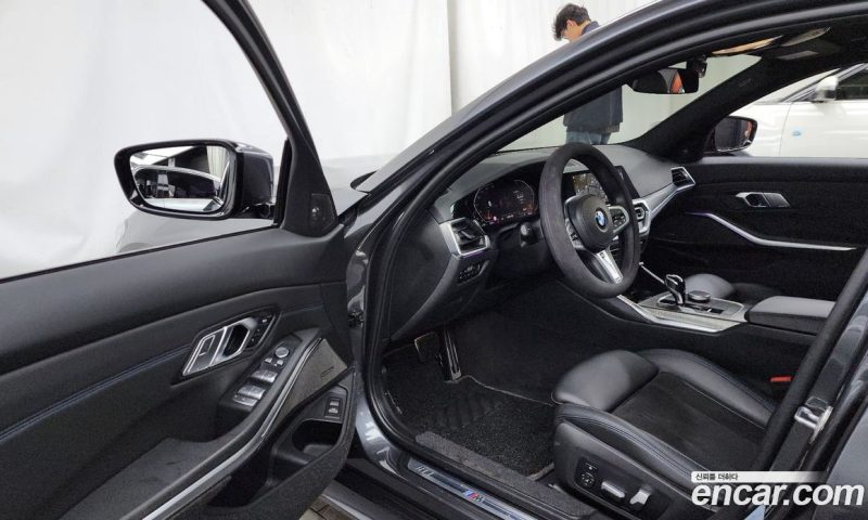 BMW 3-Series i320 M Sport