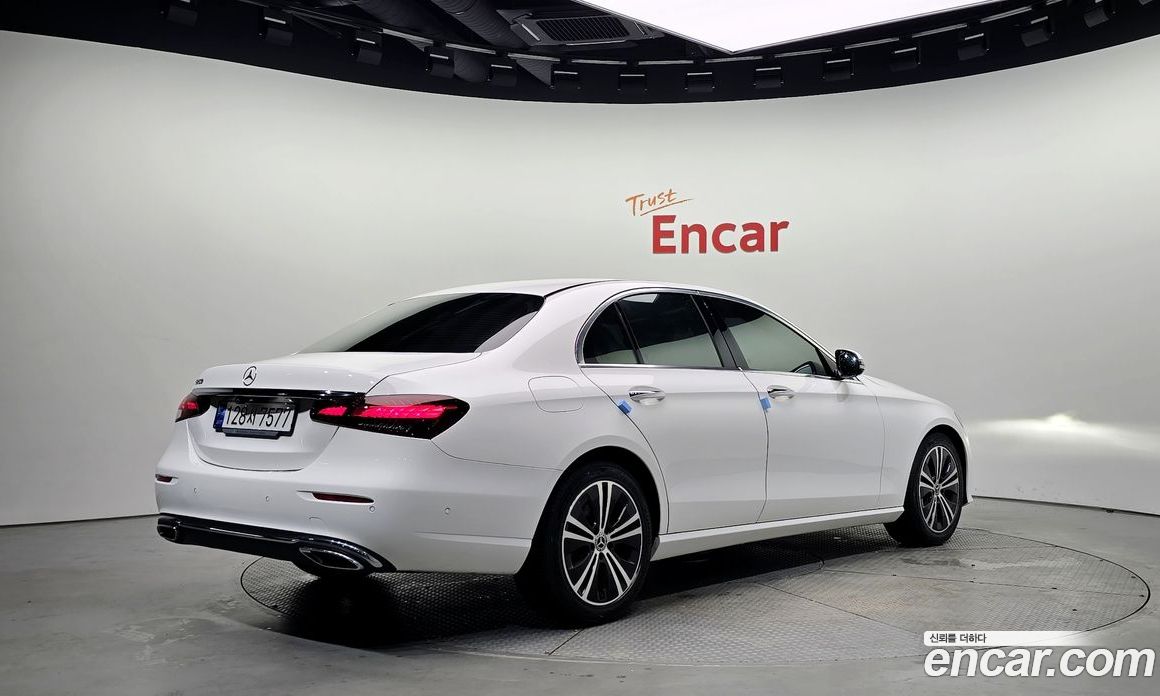 Mercedes Benz E-Class E250 Avantgarde