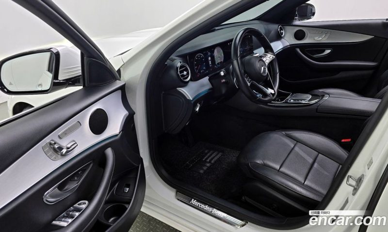 Mercedes Benz E-Class E250 Avantgarde
