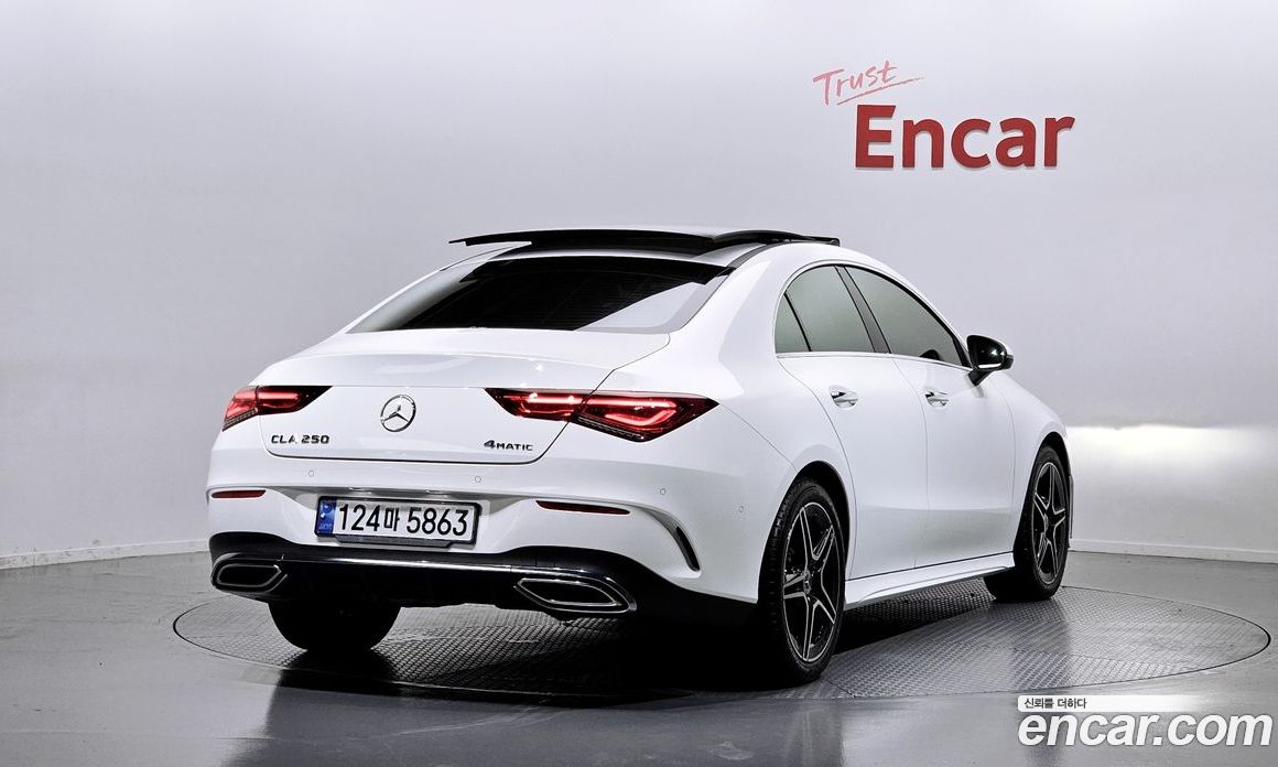 Mercedes Benz CLA-Class CLA250 4MATIC