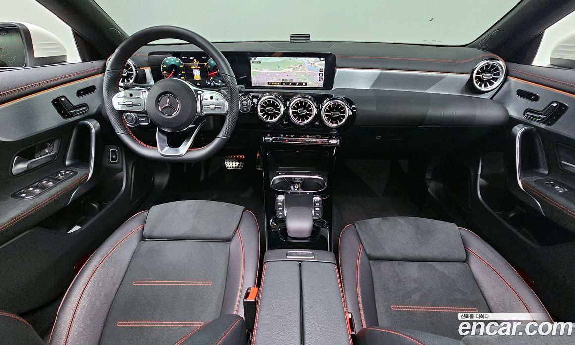 Mercedes Benz CLA-Class CLA250 4MATIC