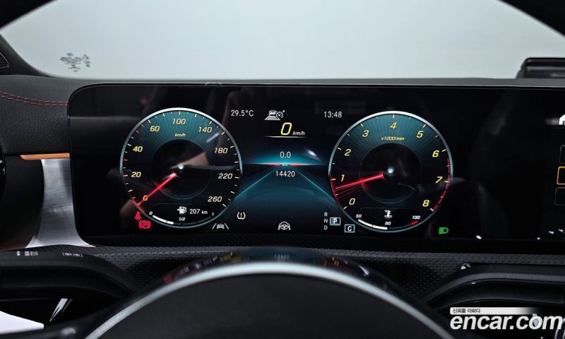 Mercedes Benz CLA-Class CLA250 4MATIC