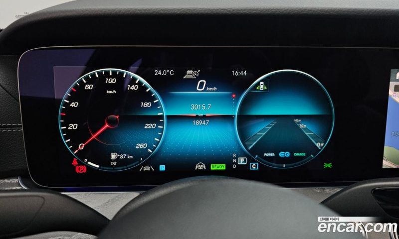 Mercedes Benz E-Class E350 4MATIC AMG Line