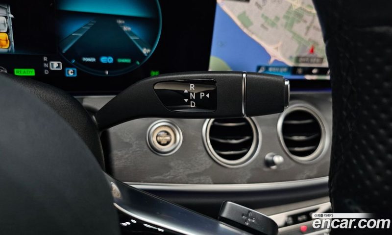 Mercedes Benz E-Class E350 4MATIC AMG Line