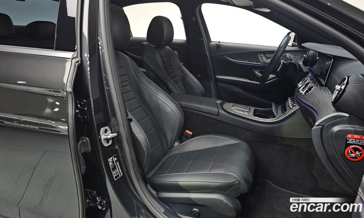 Mercedes Benz E-Class E350 4MATIC AMG Line