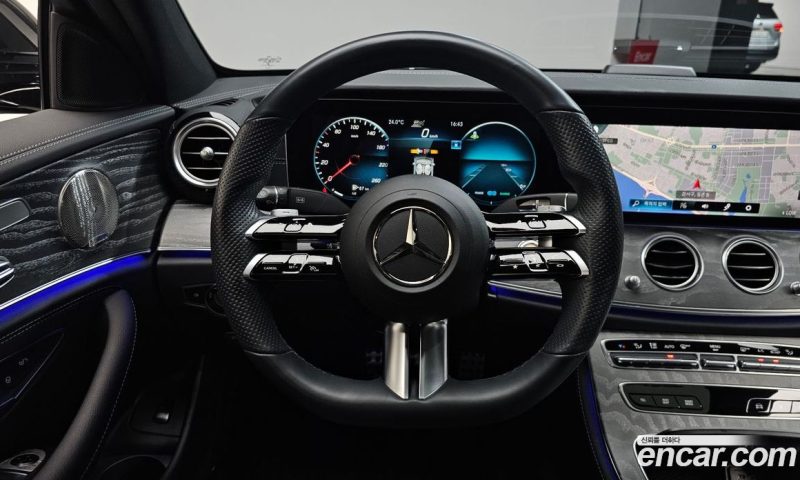 Mercedes Benz E-Class E350 4MATIC AMG Line