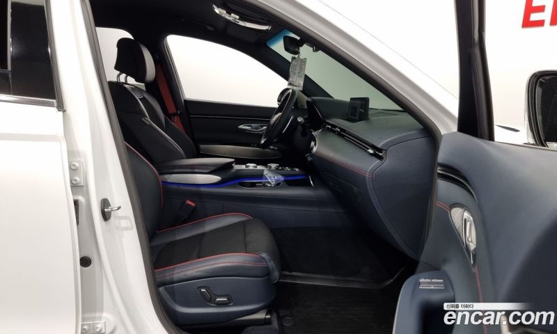 Genesis GV70 2.5T Gasoline 2WD