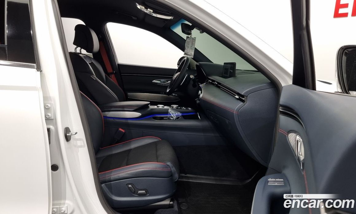 Genesis GV70 2.5T Gasoline 2WD