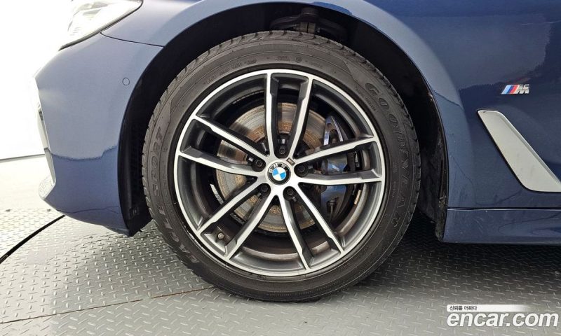 BMW 5-Series 523D M Sport