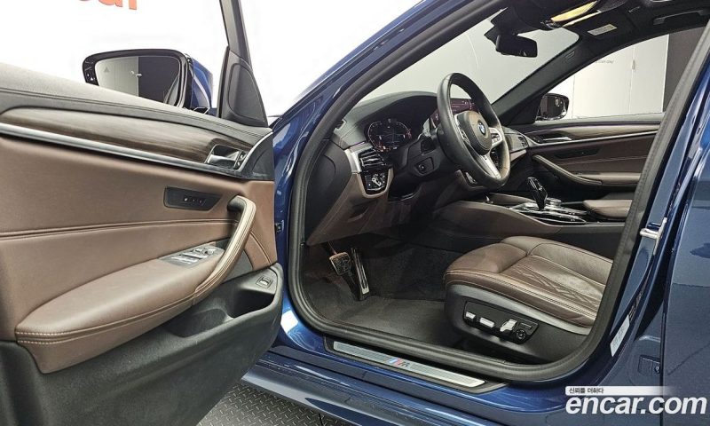 BMW 5-Series 523D M Sport