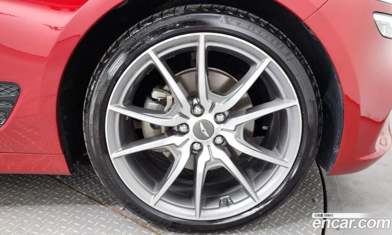 Genesis G70 Gasoline 2.0T 2WD