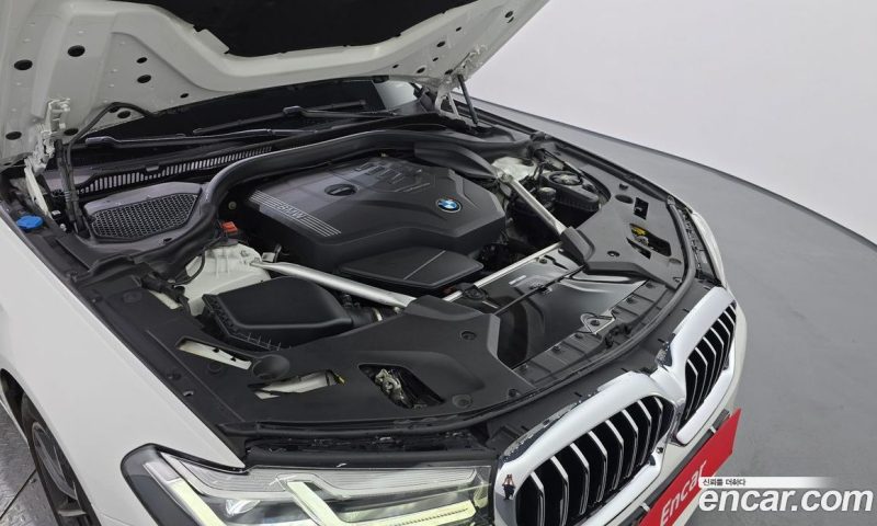 BMW 5-Series i520 M Sport