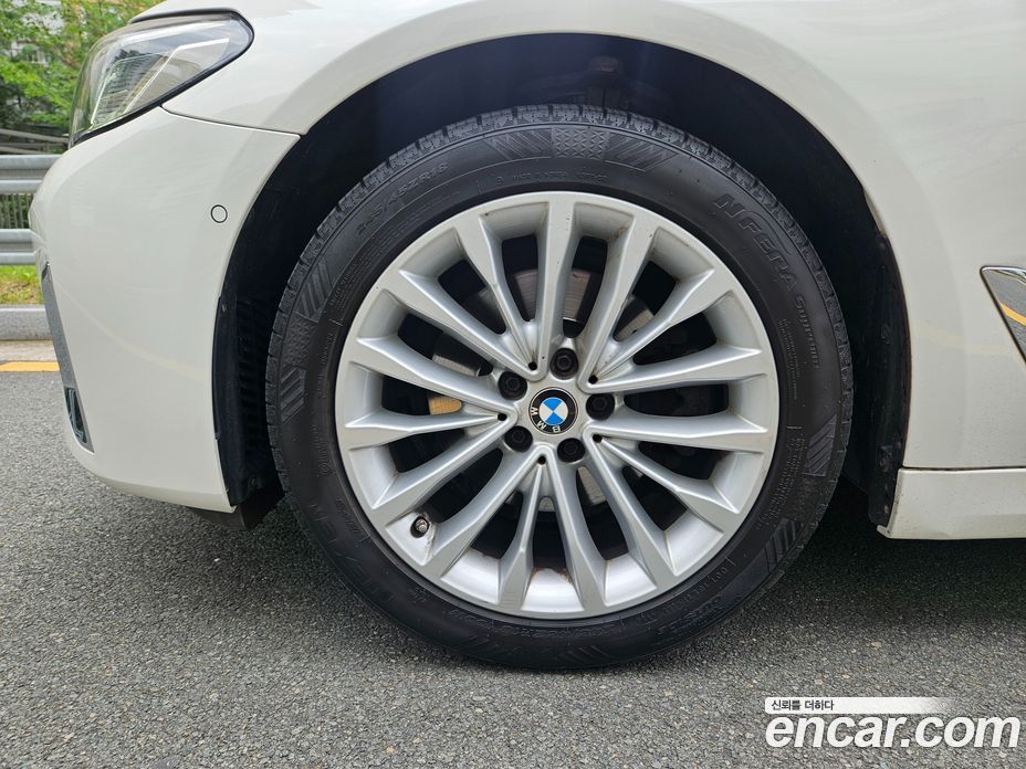 BMW 5-Series 523D Luxury
