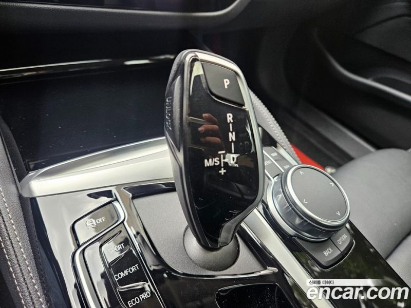 BMW 5-Series 523D Luxury