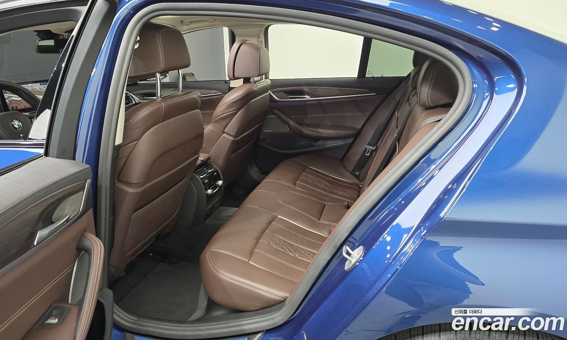 BMW 5-Series i530 Luxury