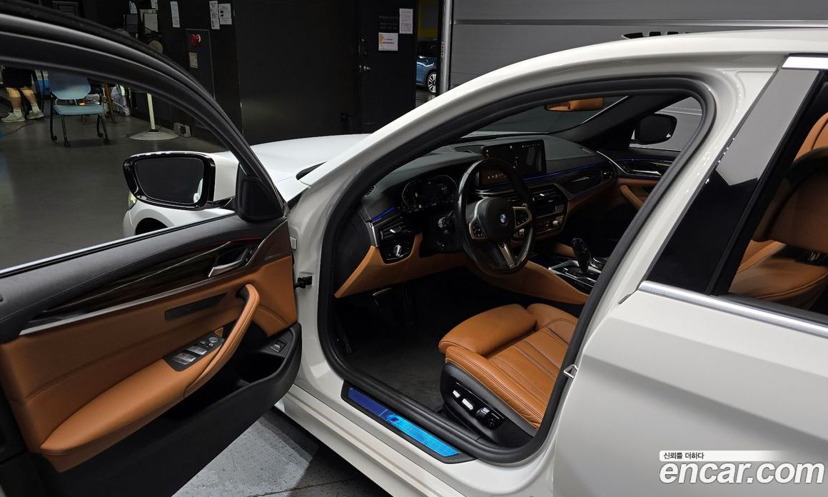 BMW 5-Series i520 M Sport