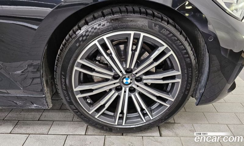 BMW 3-Series i320 M Sport