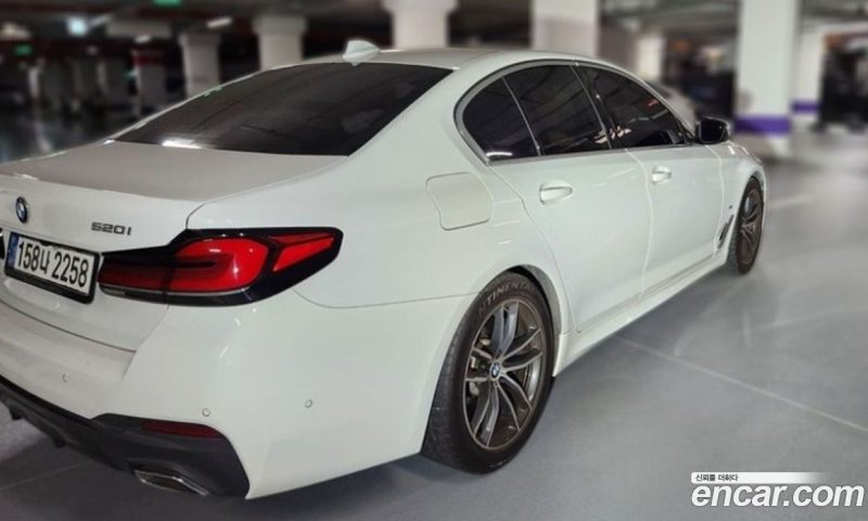 BMW 5-Series i520 M Sport